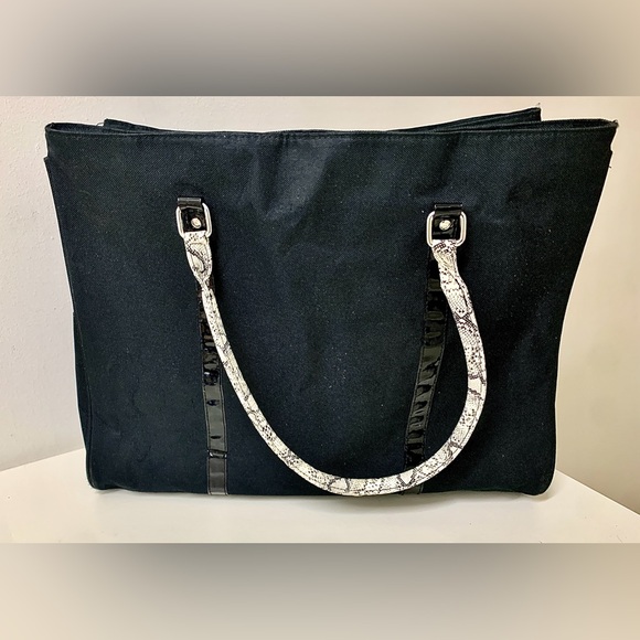 DSW Faux Snakeskin Handled 3 Compartment Zippered Weekend Overnight Tote Bag - Picture 13 of 16